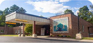 main entrance into Ottauquechee Health Center